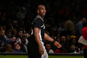 上赛季打满82场！40岁了~Shams：保罗昨天和雄鹿官员进行了交流